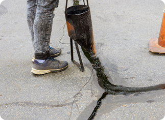 Cracksealing